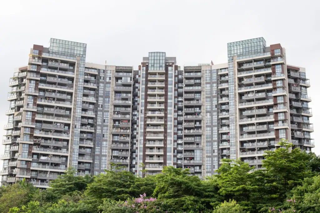 厦门高层住宅外墙选真石漆还是水包水?涂装效果与成本对比正文配图 1